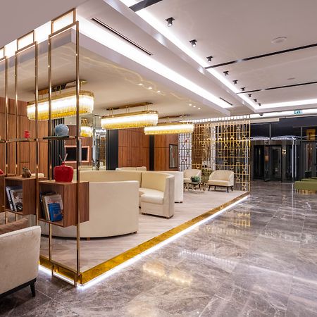 Movenpick Living Istanbul West Hotel Eksteriør billede Lobby