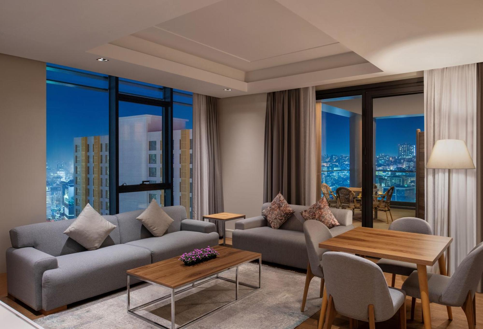 Movenpick Living Istanbul West Hotel Eksteriør billede