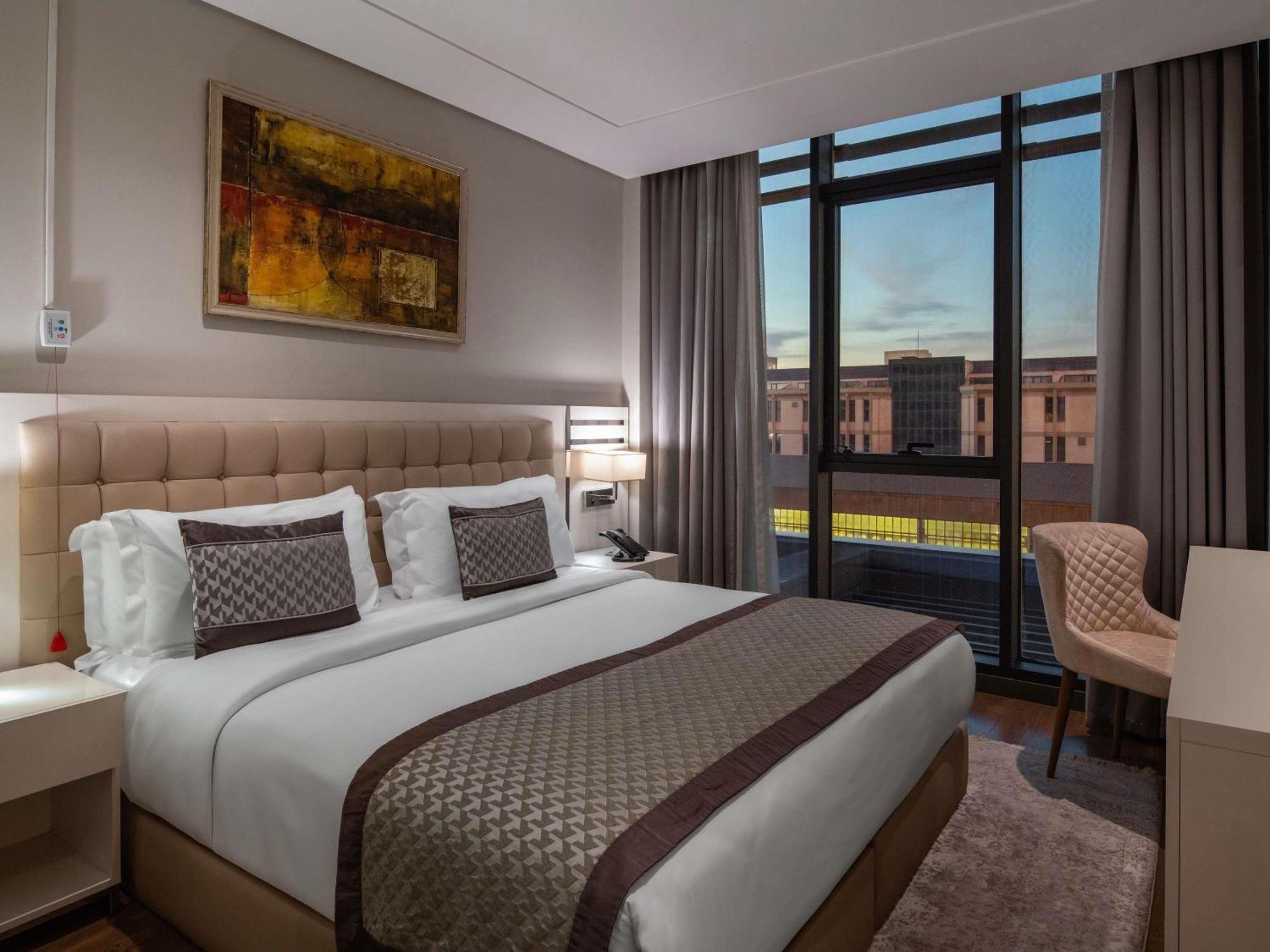 Movenpick Living Istanbul West Hotel Eksteriør billede