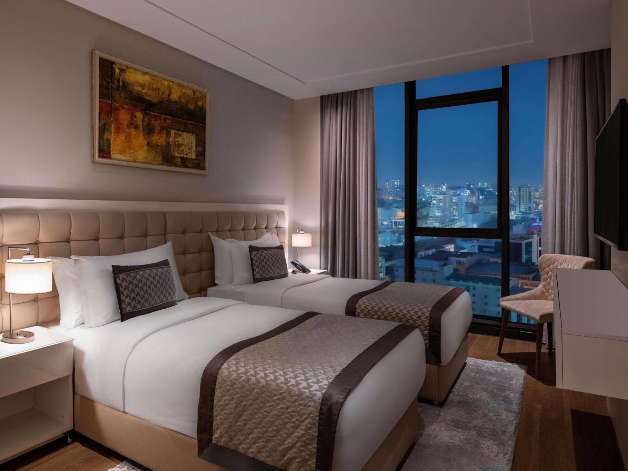 Movenpick Living Istanbul West Hotel Eksteriør billede